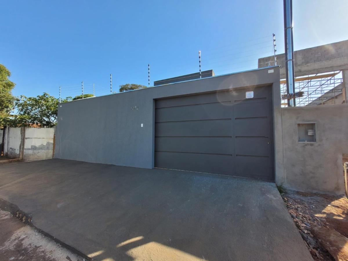 Apartamento Confortavel Para Ate 6 Pessoas, Sao 10 Unidades, Excelente Custo Beneficio Uberaba Exterior photo